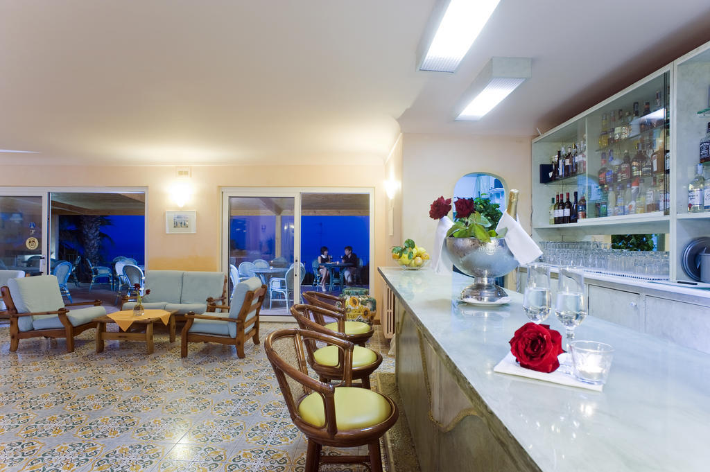 Hotel Terme Providence Форио Экстерьер фото